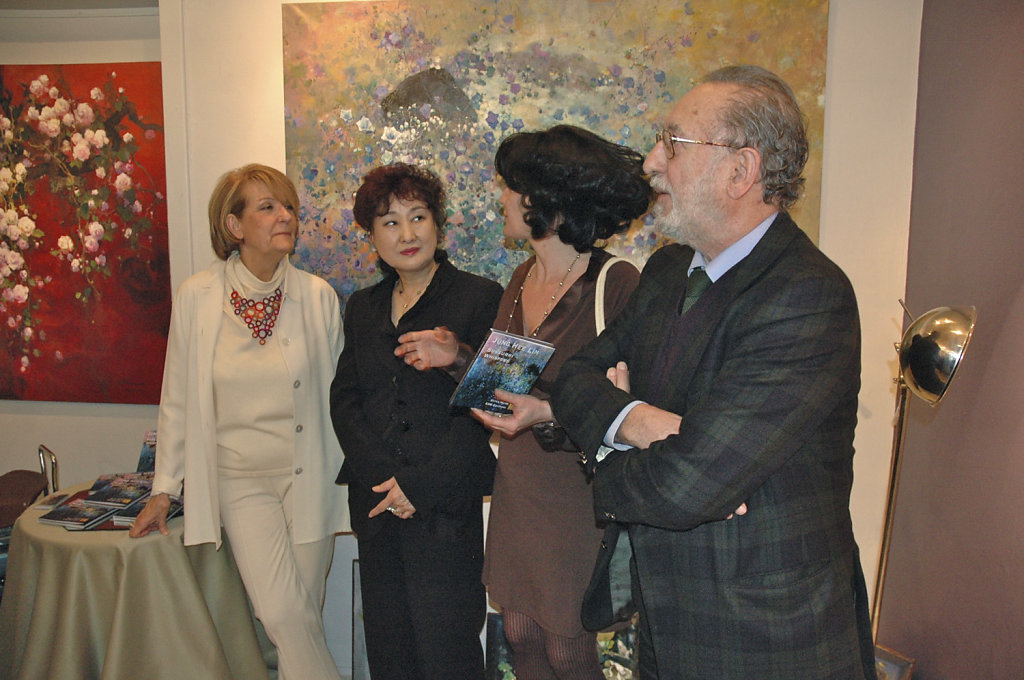 EsterMisto-GalleriadarteLacantoMilanoMariellaTorreJunHeeLim-DSC-5570.jpg